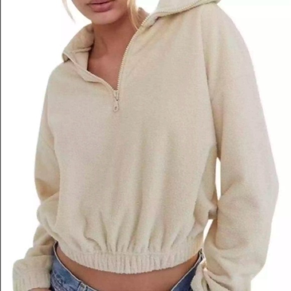 Urban Outfitters Jackets & Blazers - Urban Outfitters Cropped Teddy 1/2 Zip Pullover